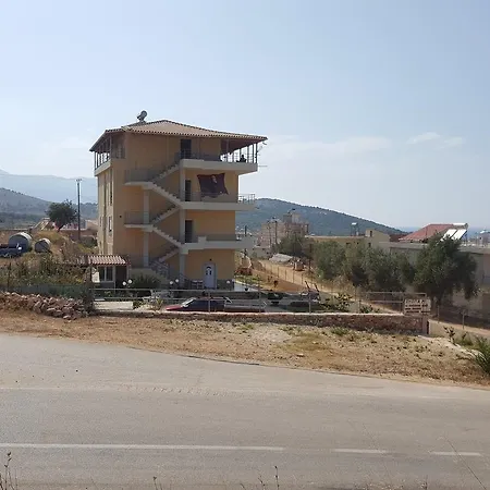 Apartment Skenderbeu Ksamil